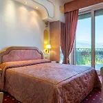 Hotel Astoria 4*