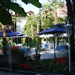 Ξενοδοχείο Astoria 4*