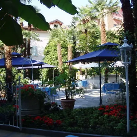 Отель Astoria 4*